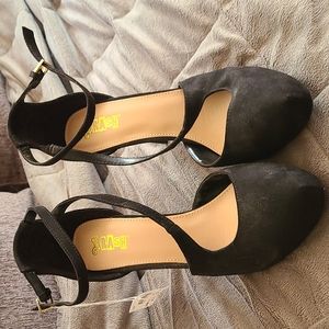 womens black high heel shoes size 10